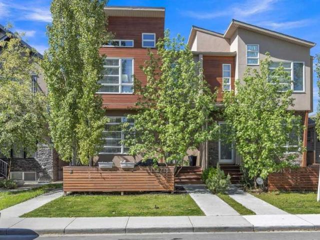 Townhouse for sale in Northwest, Alberta