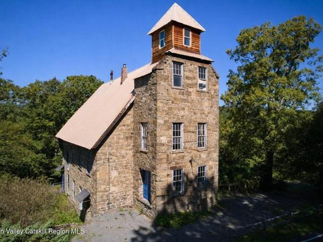 House for sale in Connelly, New York