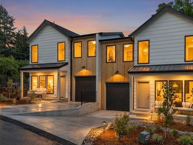 House for sale in Oregonia