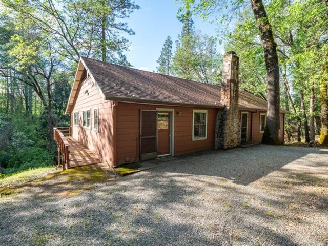 House for sale in Shasta, California