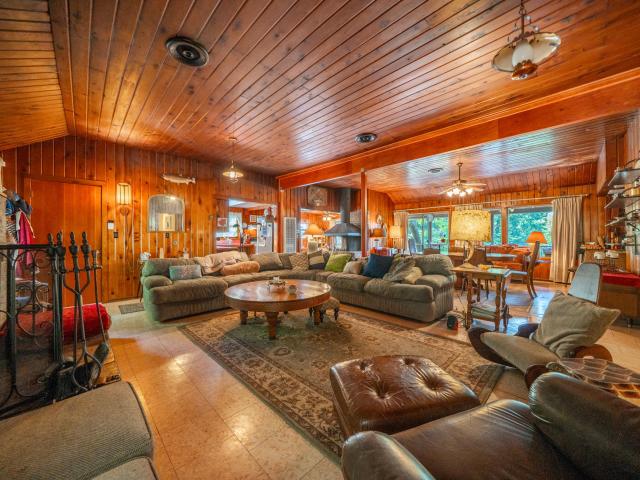 House for sale in Shasta, California