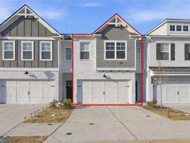 Townhouse for sale in Conyers, Georgia