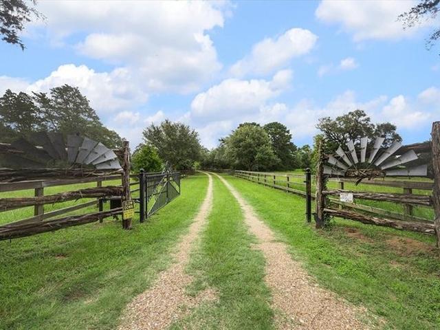 Farm for sale in Cat Spring, Texas