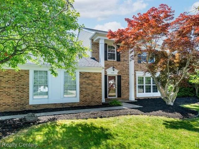 House for sale in West Bloomfield, Michigan