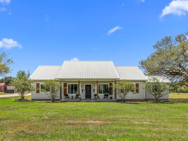 House for sale in Weimar, Texas