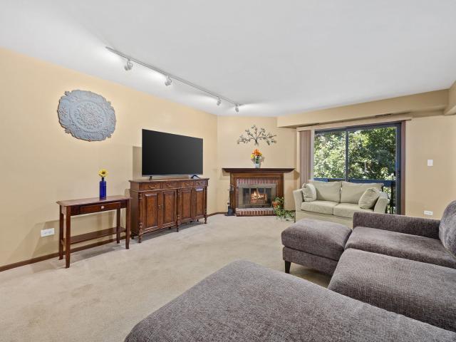 Condo for sale in Lisle, Illinois