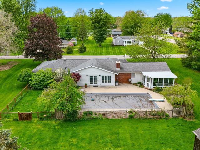 House for sale in Winona Lake, Indiana
