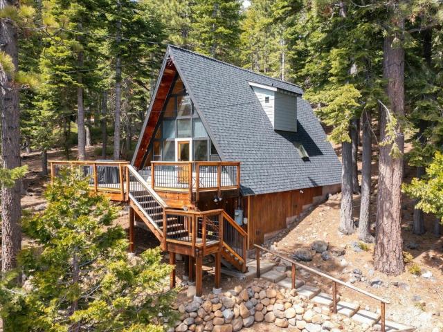 House for sale in Tahoe City House for sale in Tahoe City