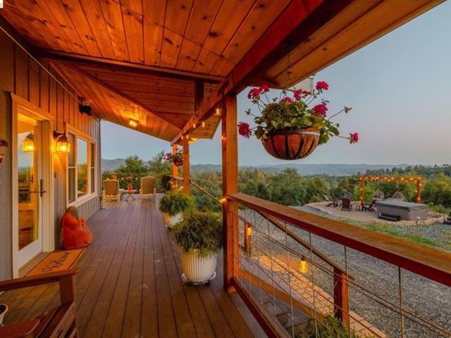 House for sale in Tuolumne, California