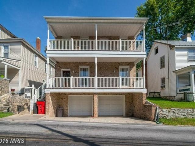 House for sale in Knoxville, Maryland
