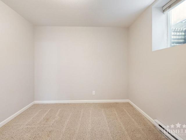 Apartment for rent in Surrey, British Columbia