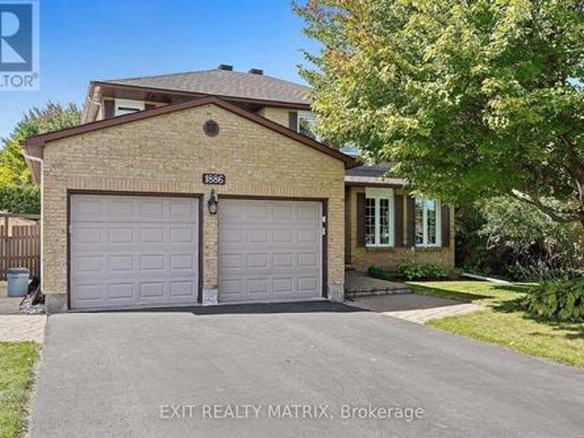 House for sale in Orléans Village - Châteauneuf, Ottawa