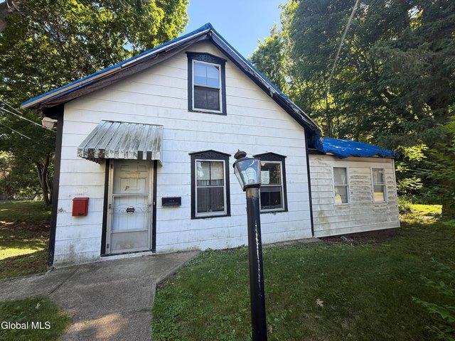 House for sale in Troy, New York