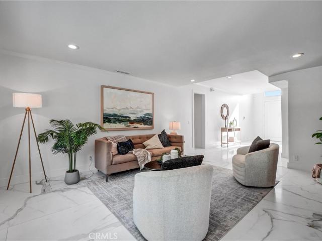 House for sale in Fountain Valley, California