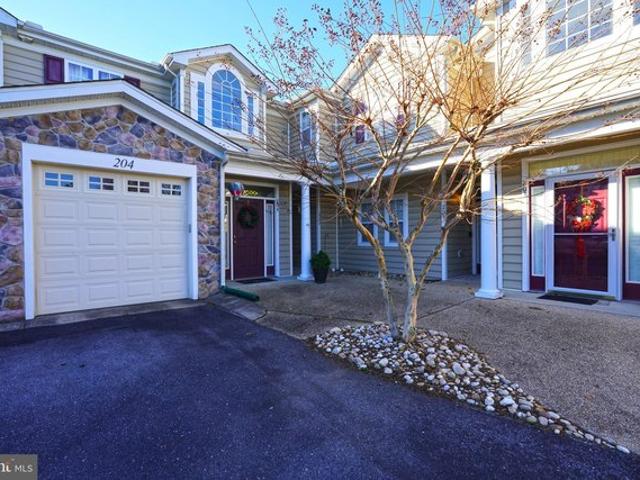 Condo for sale in Delaware