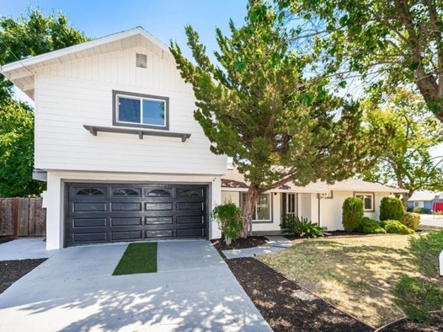 House for sale in Pleasant Hill, California