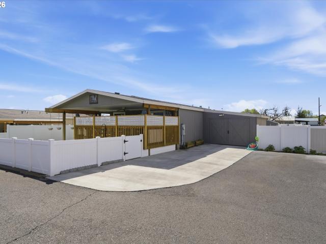 House for sale in Oregonia