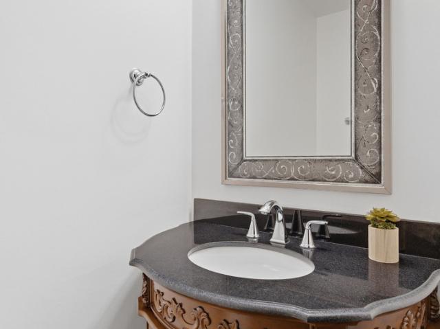 House for sale in Lisle, Illinois