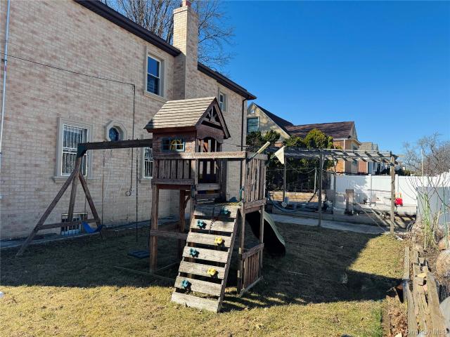 House for sale in Queens, Arverne