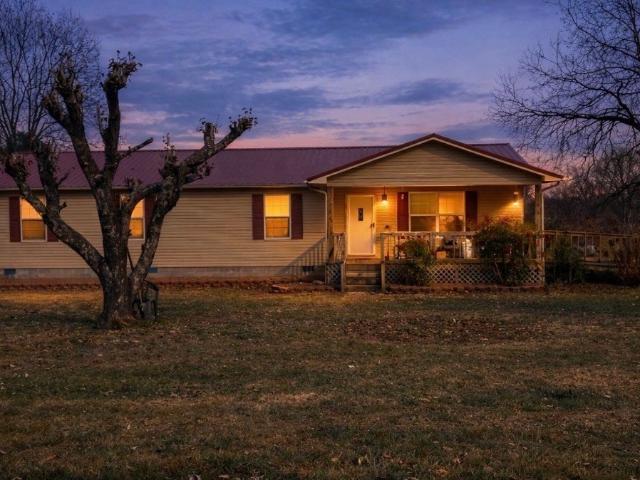 Commercial for sale in Tennessee