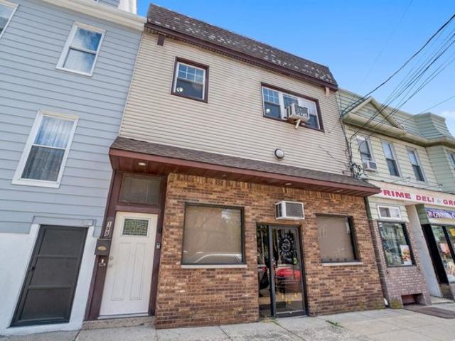House for sale in Bayonne, Hudson County