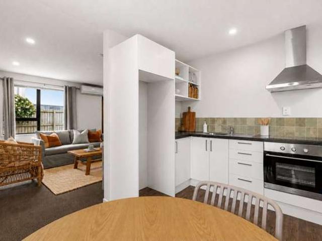 House for sale in Saint Albans, Canterbury