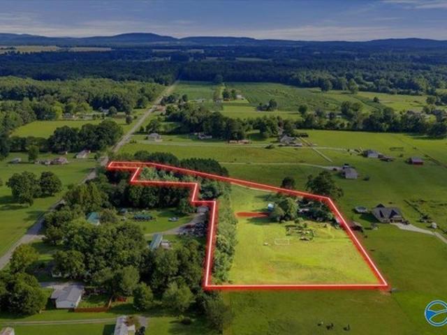 Land for sale in Hazel Green, Alabama