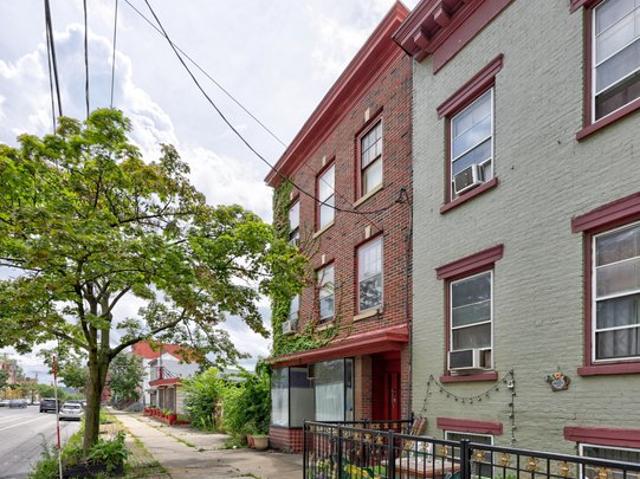House for sale in Albany, New York