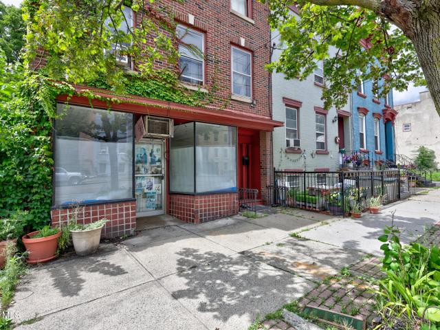 House for sale in Albany, New York