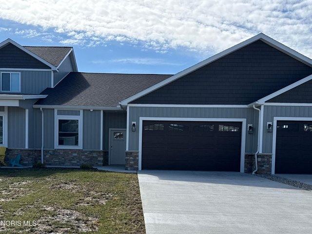 Condo for sale in Brighton Gardens, Northwood