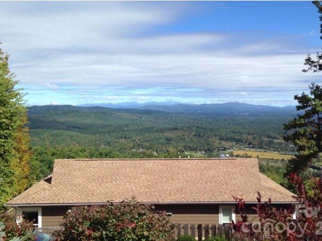 House for sale in Hendersonville, North Carolina