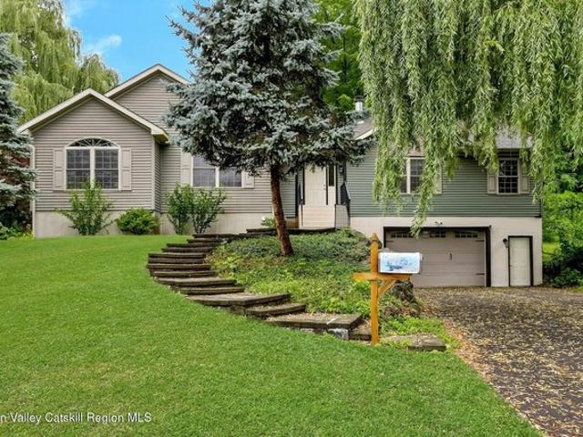 House for sale in Connelly, New York