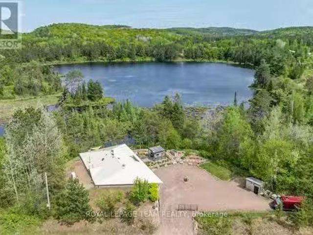 House for sale in Renfrew, Ontario