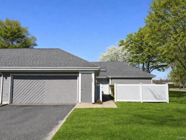 Condo for sale in Centereach, New York