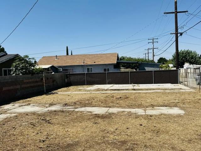 Land for sale in Tulare, California