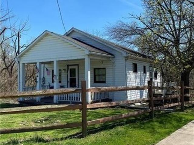 House for sale in Burgettstown, Pennsylvania