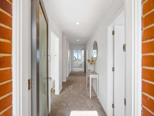 House for sale in Otakou