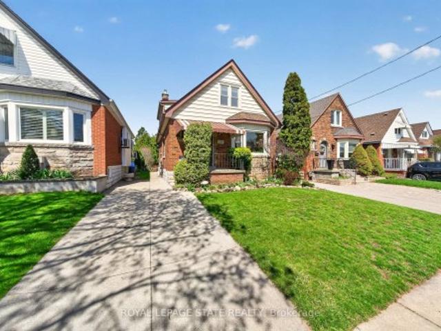 House for sale in Ancaster, Ontario