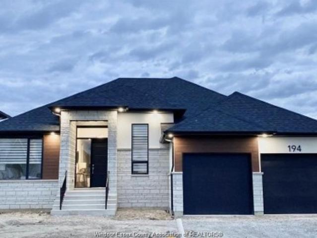 House for sale in Amherstburg, Ontario