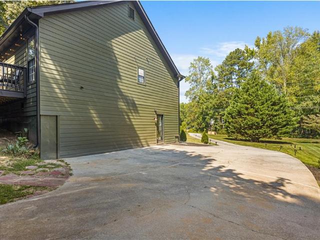 House for sale in Grayson, Georgia