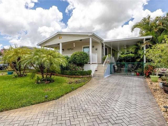 House for sale in Davie, Florida