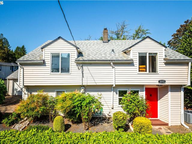 House for sale in Oregonia