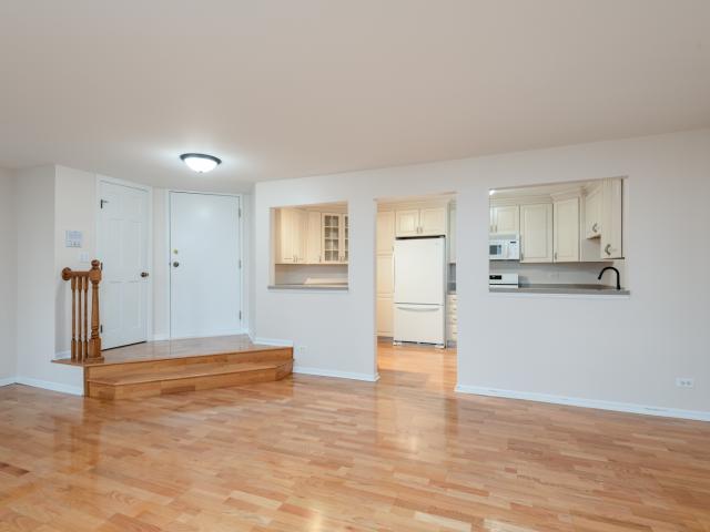 Condo for sale in Elk Grove Village, Illinois