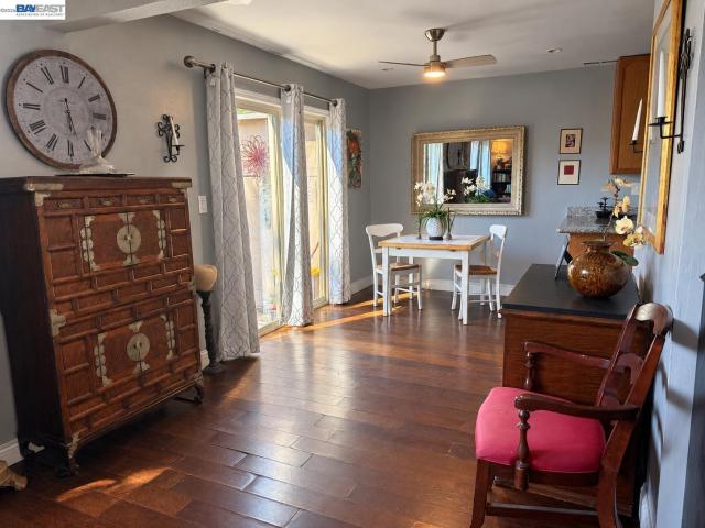Townhouse for sale in Concord, Contra Costa County