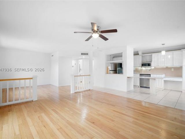 Condo for sale in Hollywood, Florida