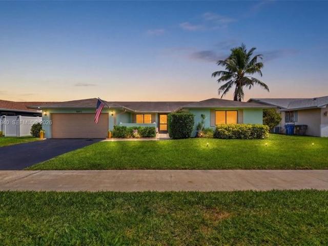 House for sale in Oakland Park, Florida