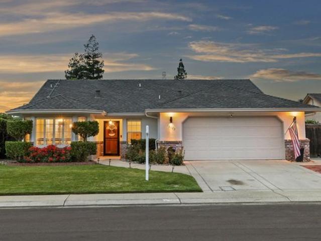 House for sale in Lockeford, California