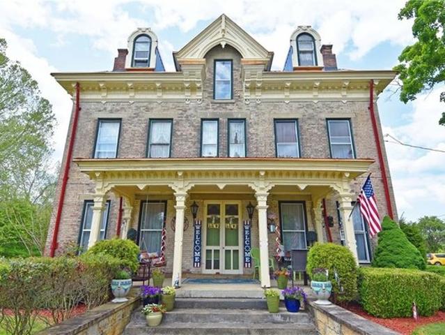 House for sale in Masontown, Pennsylvania