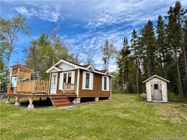 Land for sale in Oak Point, New Brunswick