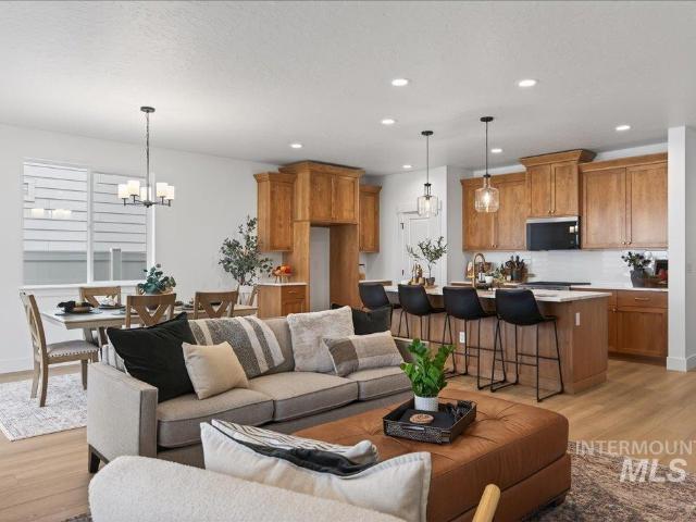 House for sale in Kuna, Ada County